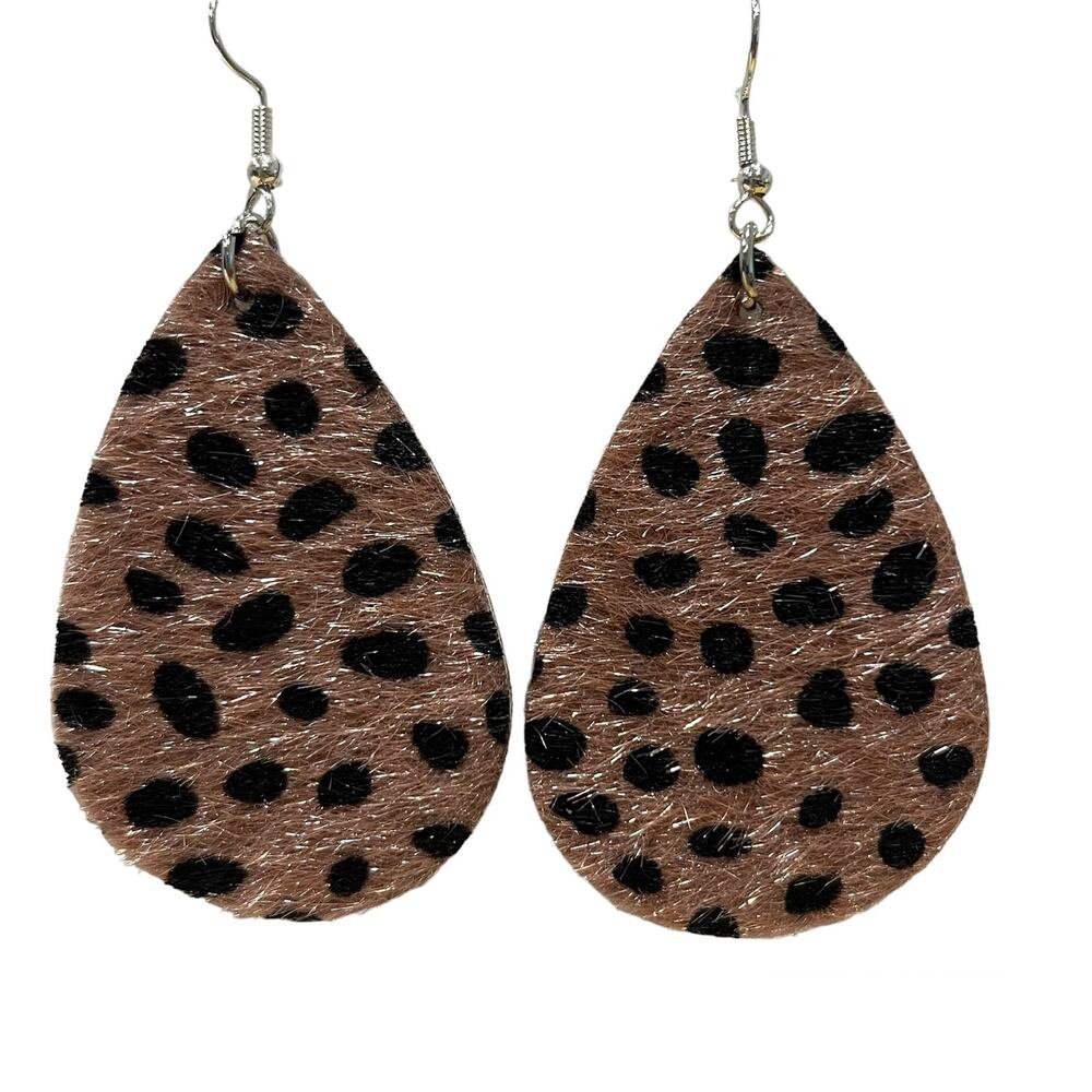 NEW Boutique Lightweight Brown Leopard Print Faux Fur Teardrop Dangle Earrings